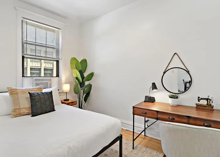 2-bedroom Cozy In Prime Location - Clark 2 *
